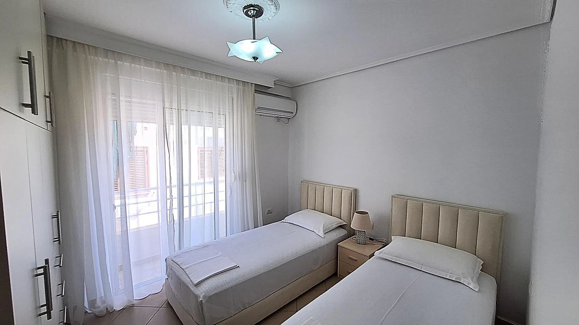 Sarandaofficial Apartment